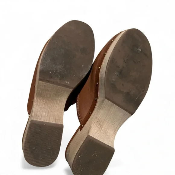 J. Crew Women's Rich Brown Leather Clogs - Picture 4 of 4